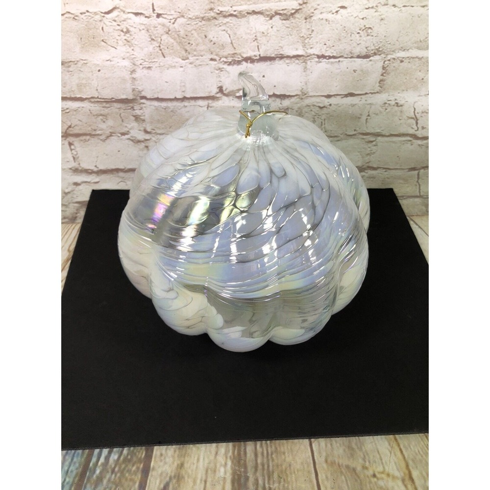 Huta Szkea artisan studio hand blown in Poland iridescent glass pumpkin - Picture 5 of 9